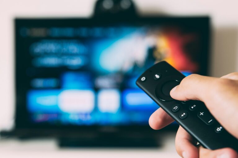 How IPTV Is Transforming Home Entertainment in the Digital Age